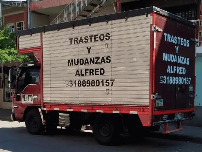 Vehículo para mudanzas y trasteos en Cali